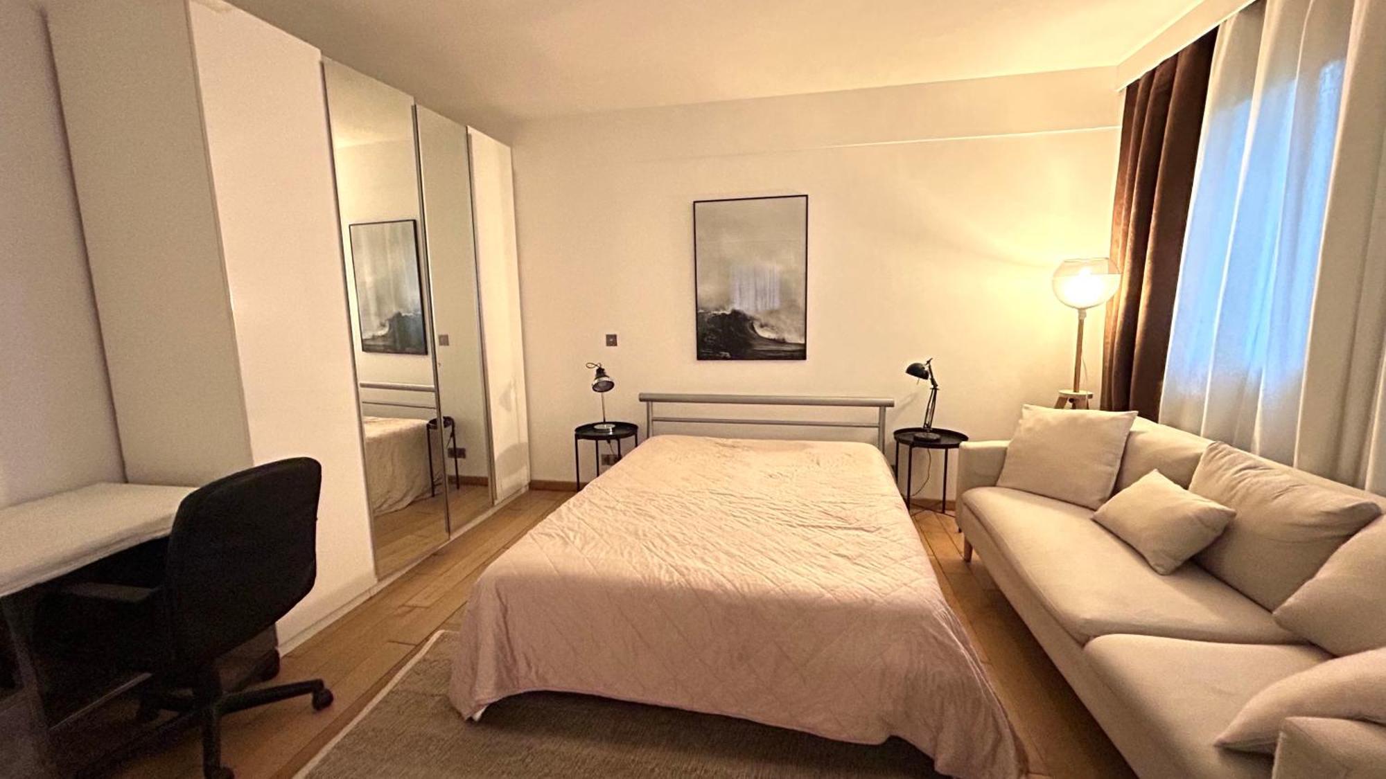 Big Apartment Eiffel Tower View ปารีส ภายนอก รูปภาพ